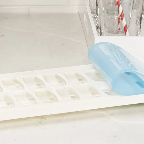 No-Spill Ice Cube Tray
