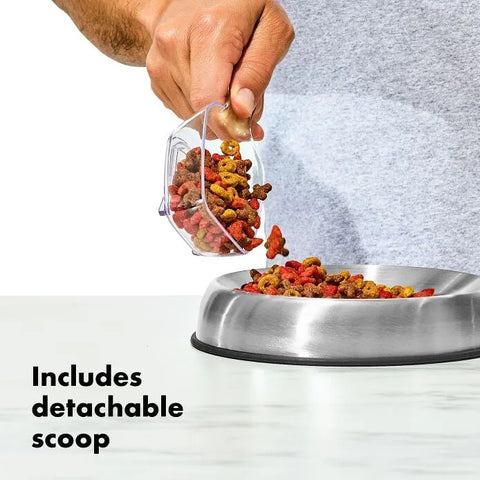 OXO Good Grips Pet POP Container – 4.4 Qt/4.2 L with Scoop