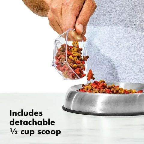 OXO Good Grips Pet POP Container – 6.0 Qt/5.7 L with Half Scoop