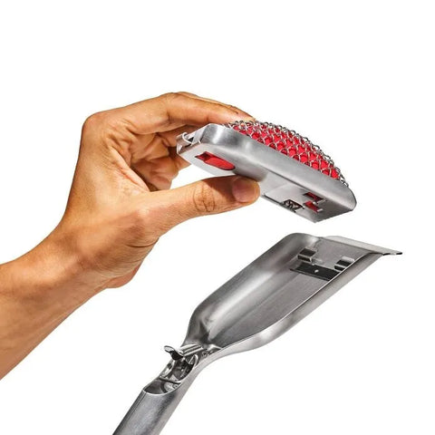 Coiled Grill Brush With Replaceable Head