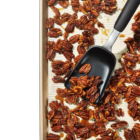 Sheet Pan Scoop