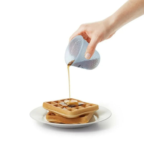 Mini Squeeze & Pour Silicone Measuring Cup